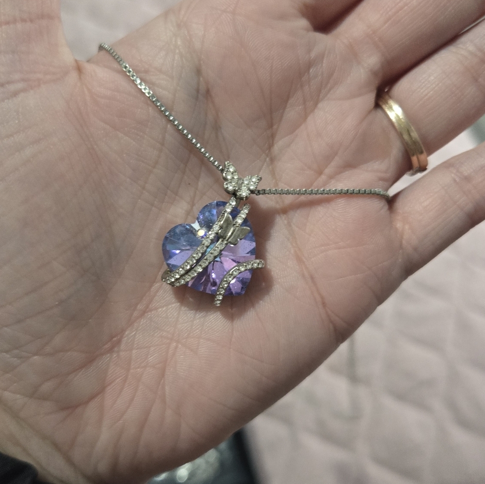 Butterfly Neclace In Purple Rose Display Box - Picture 5 of 7